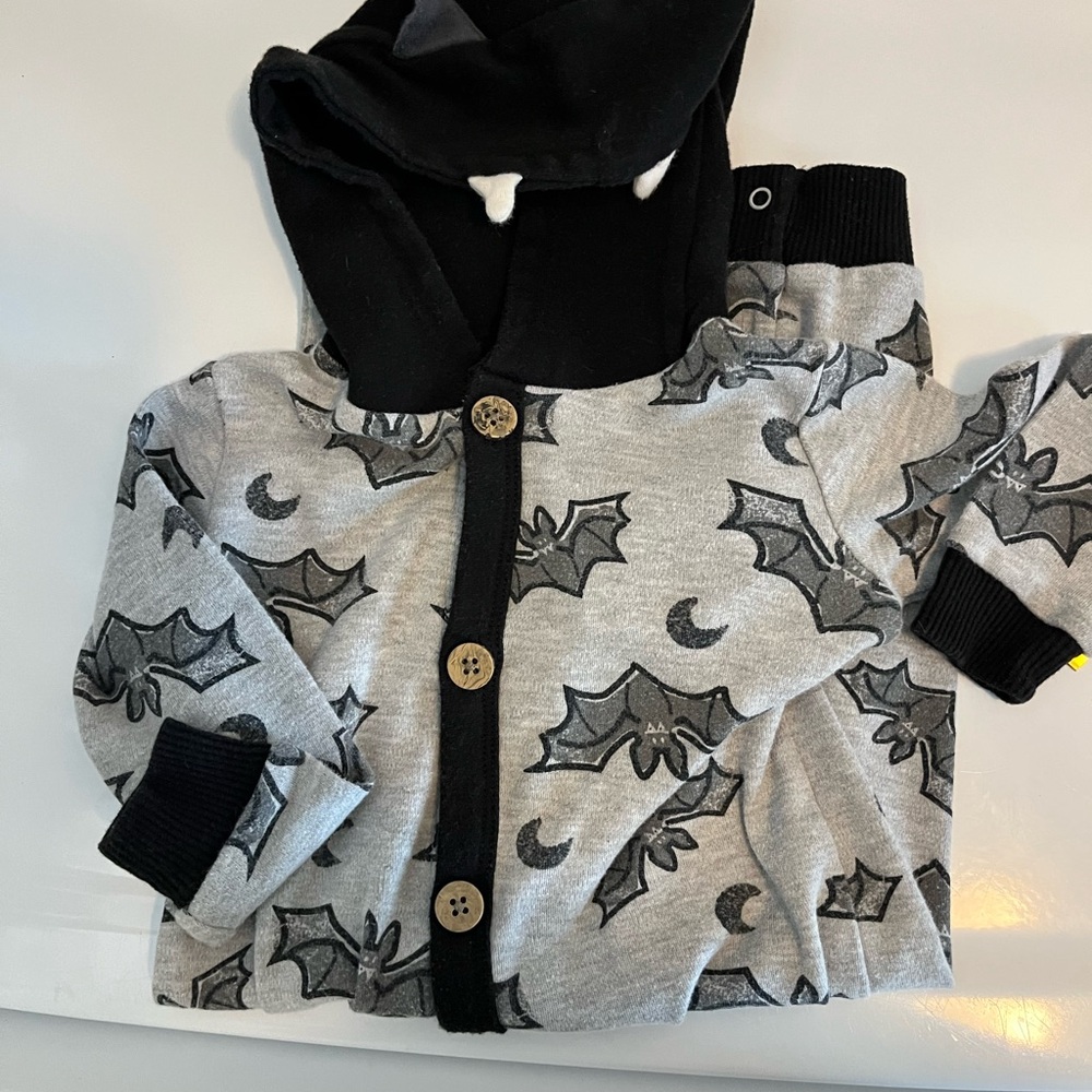 Gray Bat Print one piece for baby